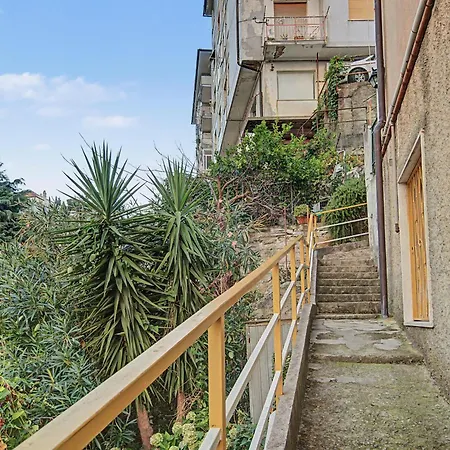 La Cicogna Blu Apartament *